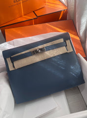 Hermes - kelly danse Bleu tempete
Phw - evercolor leather