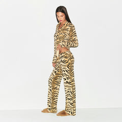 Skims- Bronze tiger print sleep set