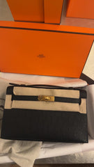 Hermes - Kelly Pochette Black Ostrich Gold Hardware