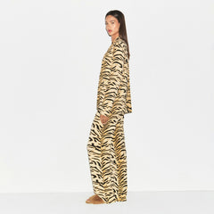 Skims- Bronze tiger print sleep set