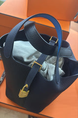 HERMES -PICOTIN 18 LOCK BAG BLEU NUIT, NOIR, BLEU FRIDA