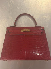Hermes - kelly sport size 28 croc shiny braise porous Ghw