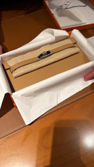 Hermes / kelly to go wallet - grid misty