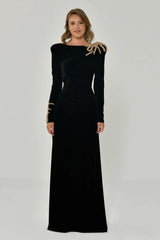 QA Black velvet long sleeve Gown size 12 uk