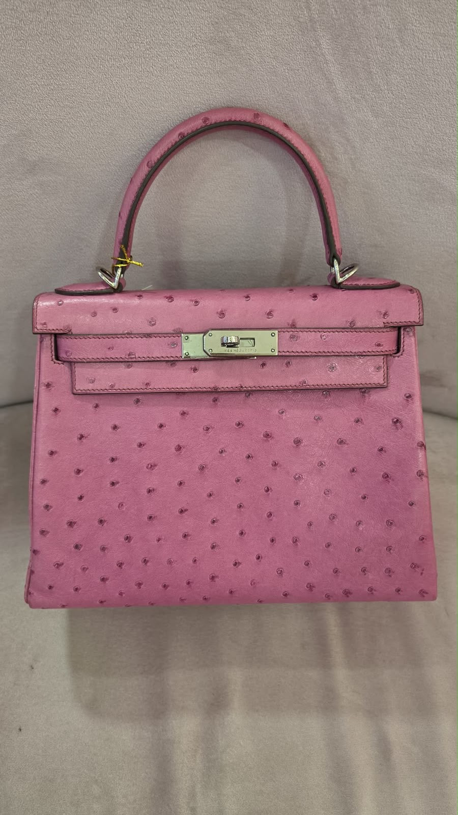 Hermes- K28 Fuchsia Ostrich Phw J