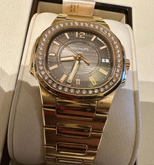 Patek philippe Nautilus yellow gold suze  35 mm