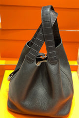 Hermes -  Picotin 22 Touch  Black - Clemence