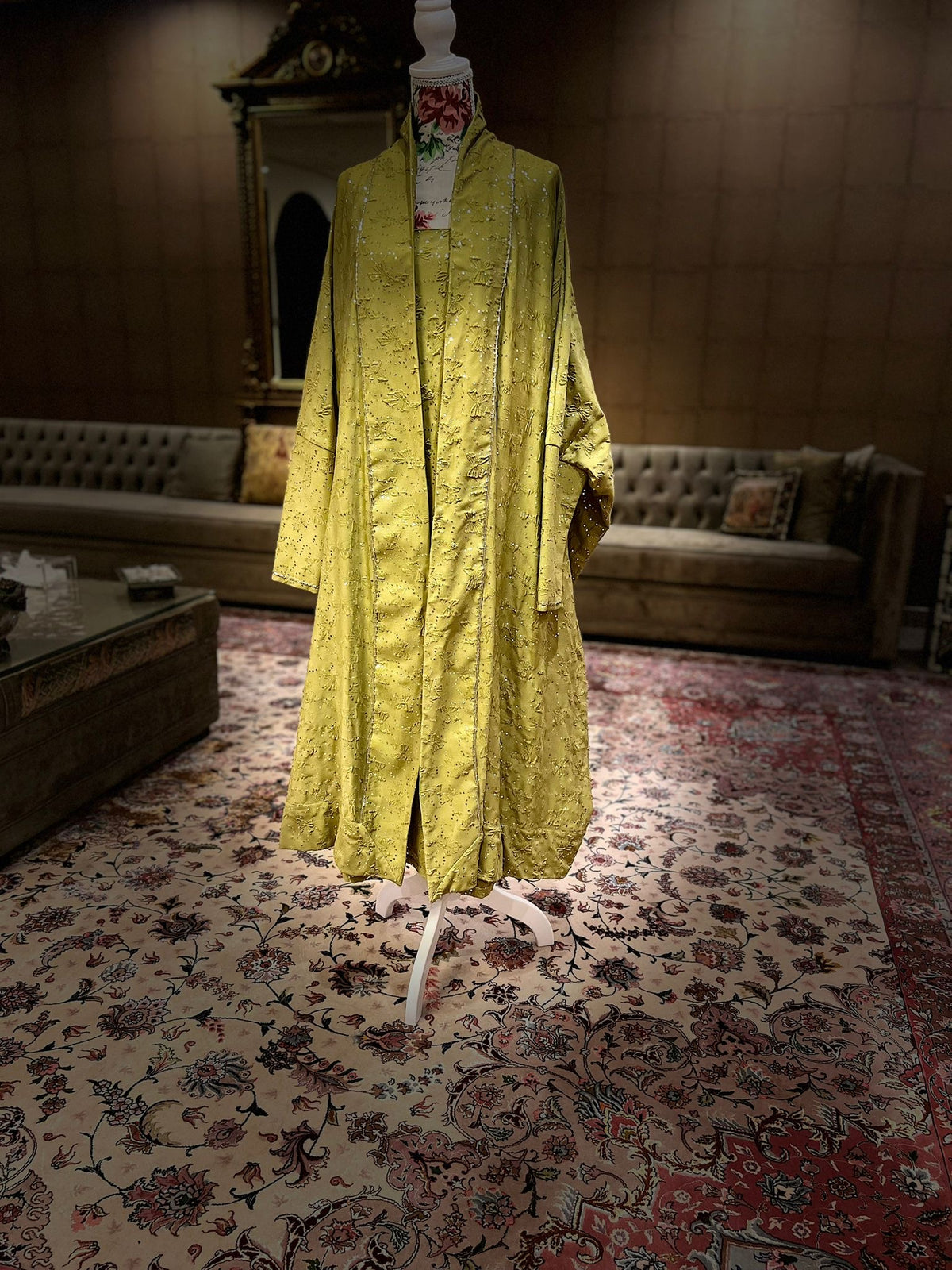 Teeb exclusive pieces for Mash - yellow besht set