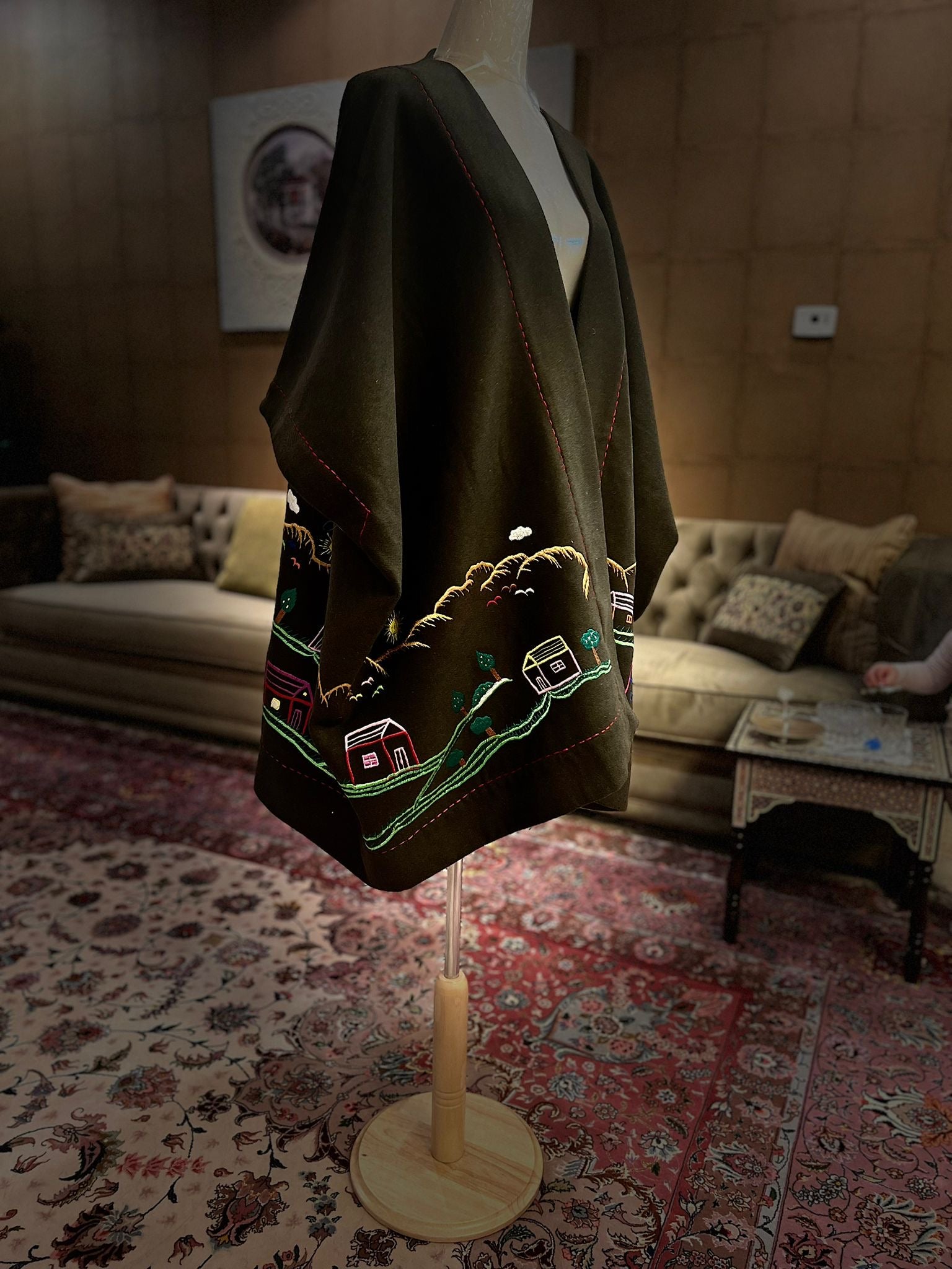 Teeb exclusive pieces for Mash - short embroidery besht - dark green