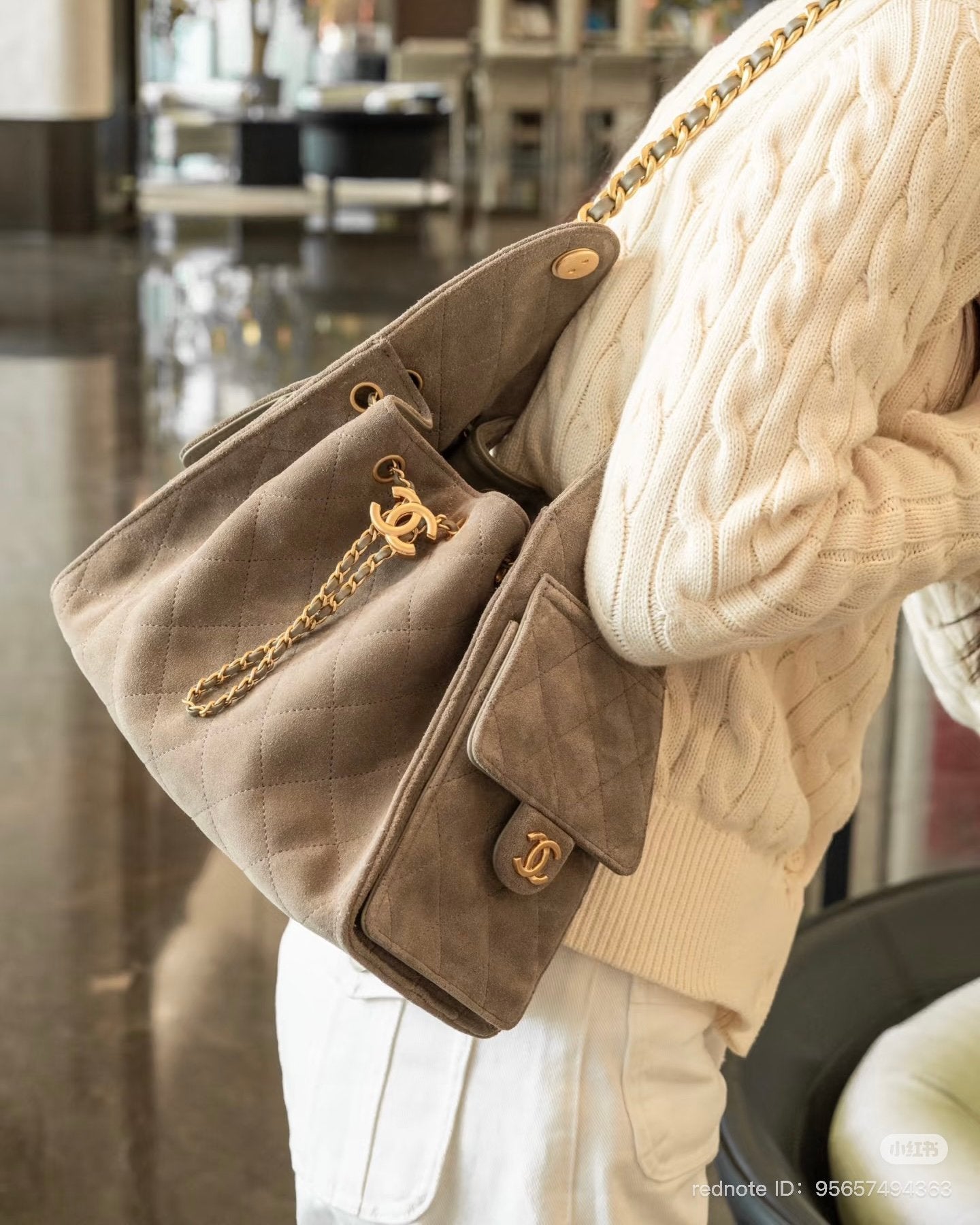 Chanel - small 25 dark grey saude