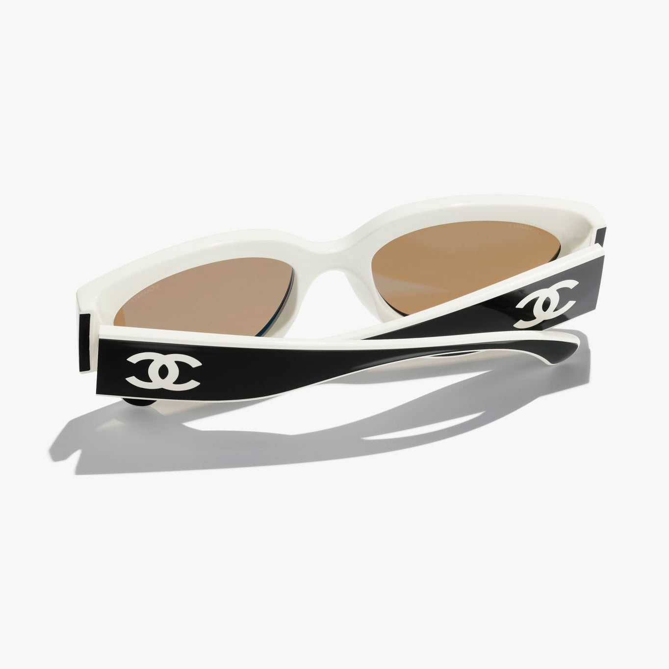 Chanel - Cat Eye Sunglasses - Black White Beige - Chanel Eyewear