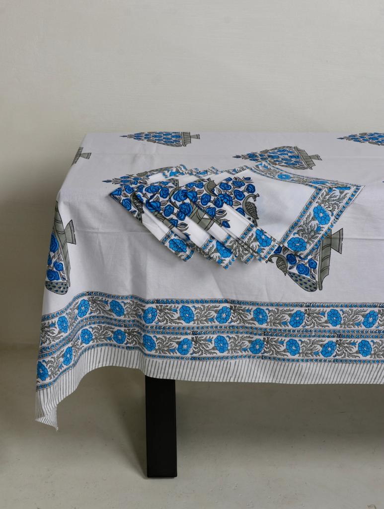 Sosta - table clothes- 220x 150cm with napkins 41 cm