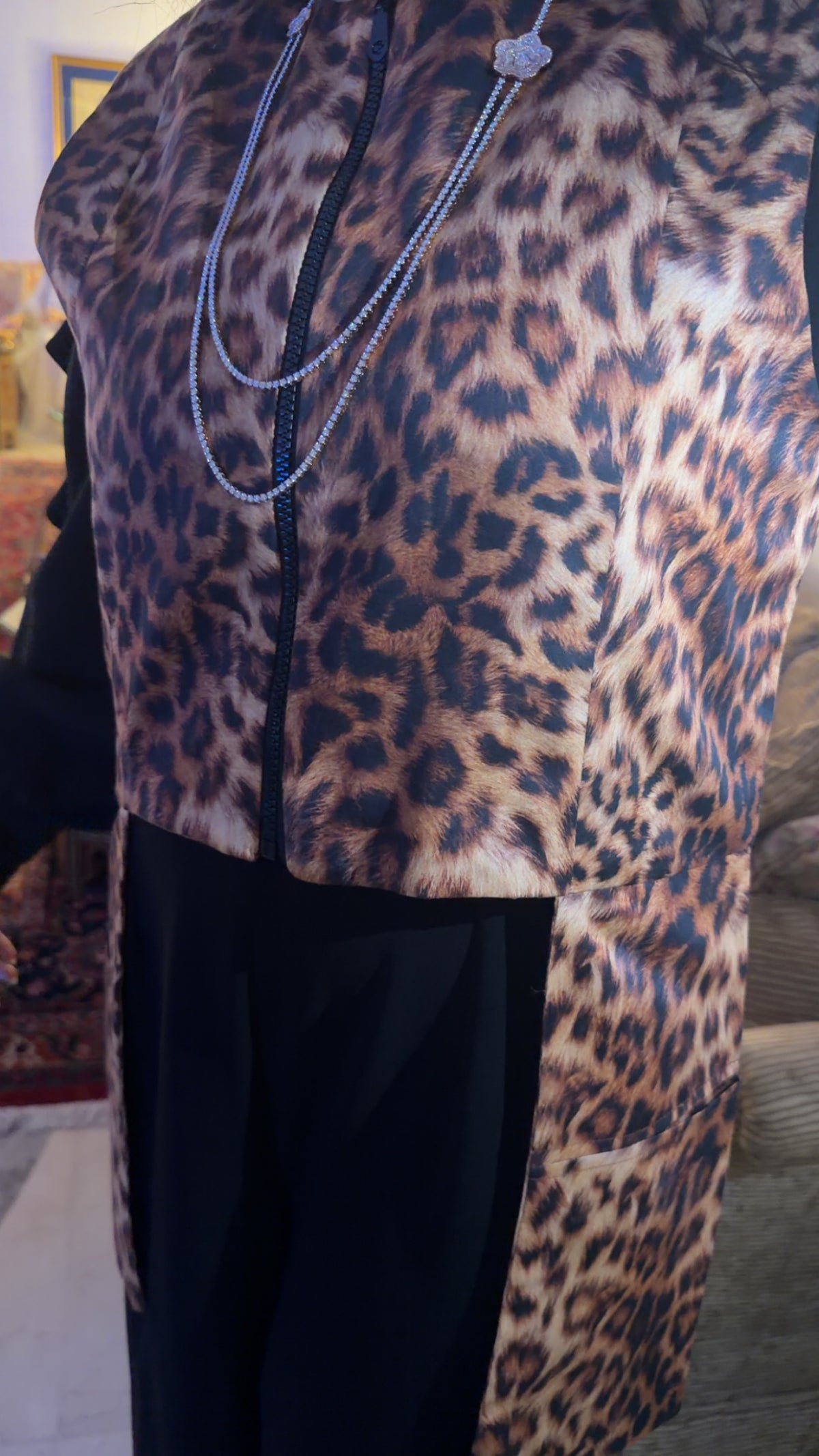 Mash X HQ - Leopard 🐆 Vest ( you can wear with everything)