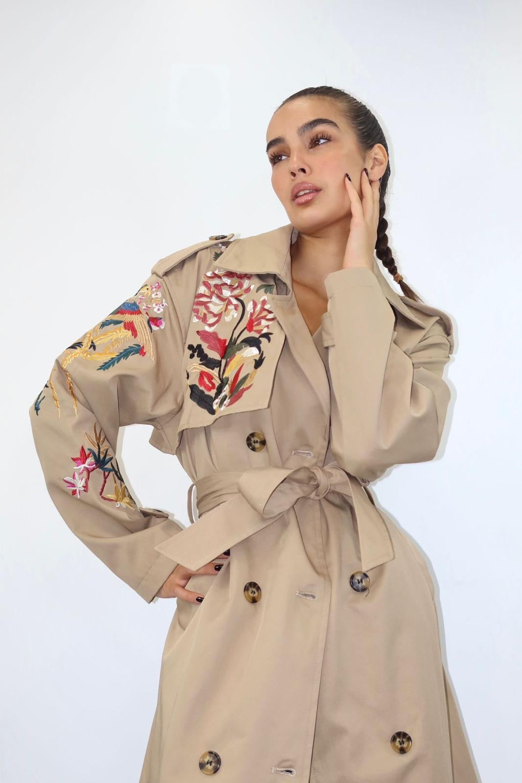 HR - trench coat - embroidered - sand color