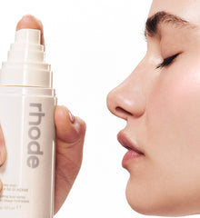 rhode- Glazing mist -THE HYDRATING FACE SPRAY