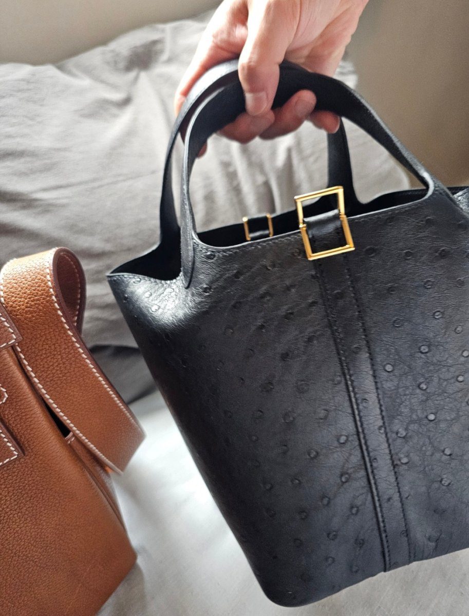 Hermes - picotin lock 18 ostrich black - gold HW