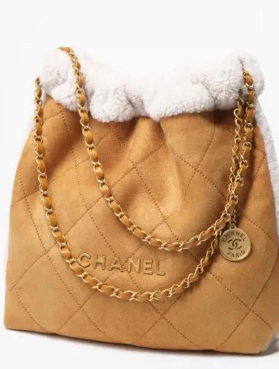 Chanel Quilted fur Hobo Bag - camel